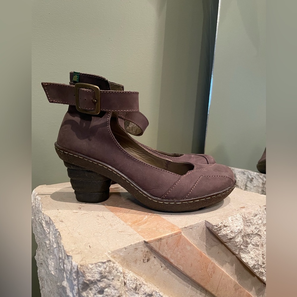 EL NATURALISTA heels